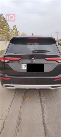 ميتسوبيشي اوتلاندر